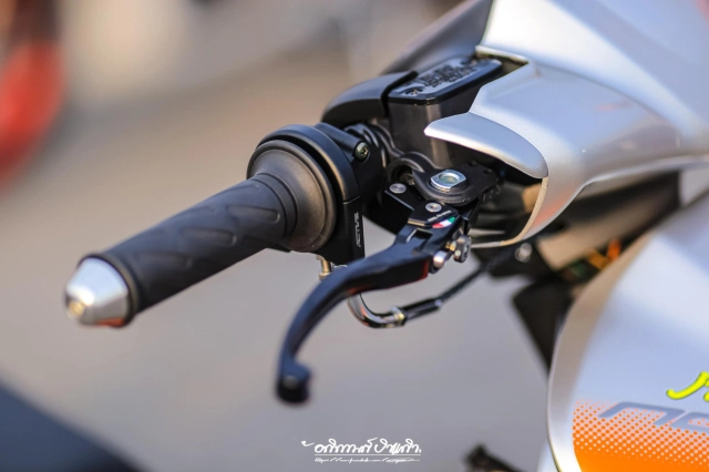 Yamaha nouvo thay đổi tất cả mọi thứ để đuổi kịp thời đại