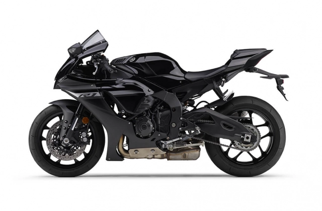 Yamaha r1 và r1m 2024 cập nhật giao diện mới vừa được ra mắt