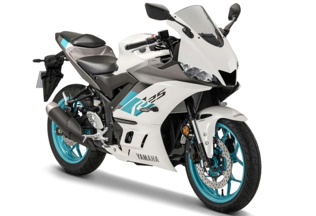 Yamaha r25 2024 ra mắt màu mới tại thị trường cho malaysia