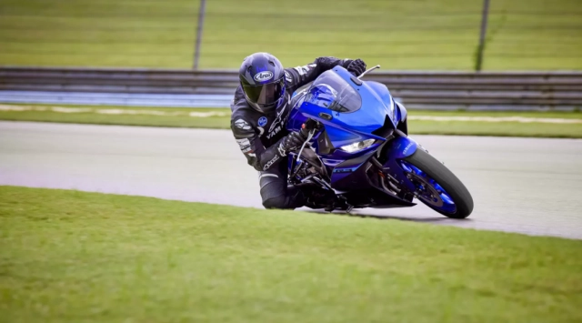 Yamaha r3 2024 ra mắt màu mới kiểu dáng mới với giá 138 triệu đồng