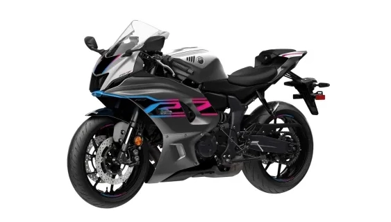Yamaha r7 2024 lộ diện ngoại hình mới với màu xám mờ đầy lôi cuốn
