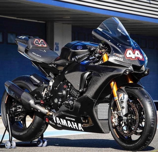 Yamaha racing châu âu tiếp tục duy trì mẫu xe đua yzf-r1
