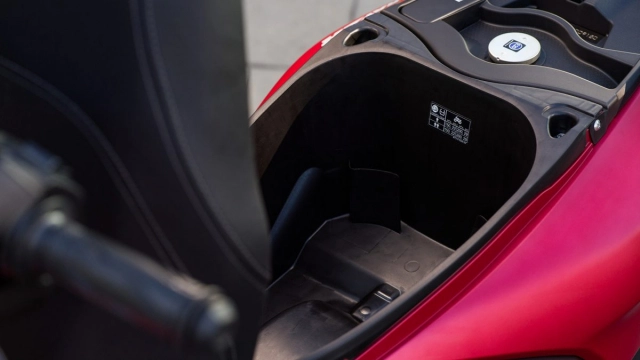 Yamaha tung ra mẫu xe xăng lai điện tối tân sở hữu ngoại hình khác biệt số đông