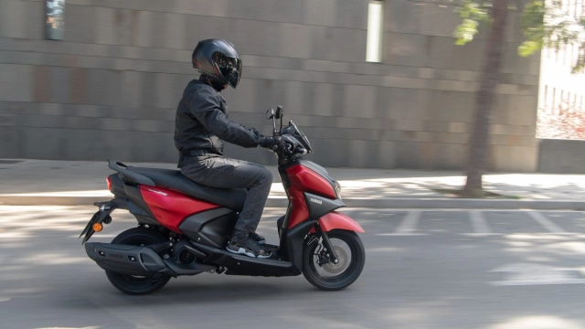 Yamaha tung ra mẫu xe xăng lai điện tối tân sở hữu ngoại hình khác biệt số đông