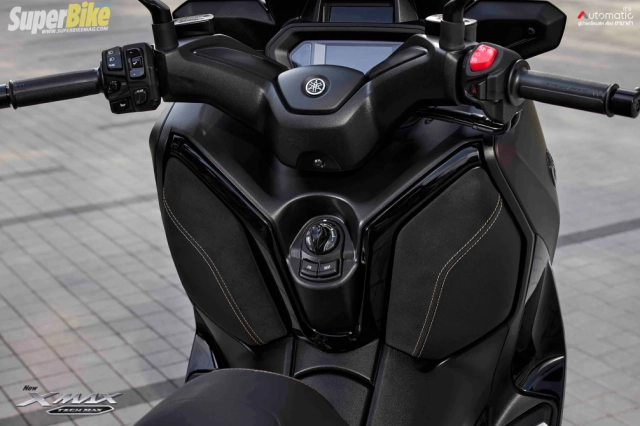 Yamaha xmax 300 2024 tech max ra mắt được trang bị sẵn phuộc ohlins