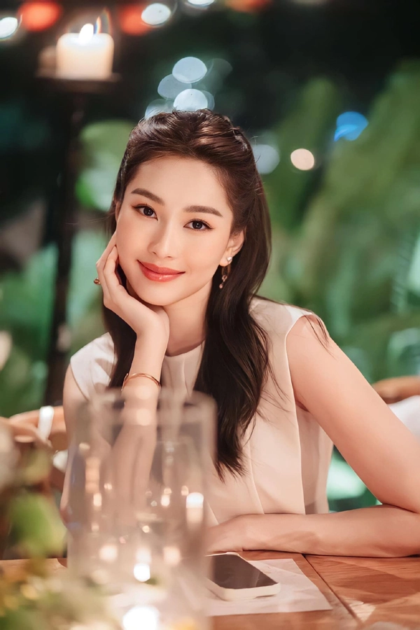 12 năm đăng quang hoa hậu việt nam đặng thu thảo vẫn giữ da trẻ đẹp cách chăm sóc da kỹ càng