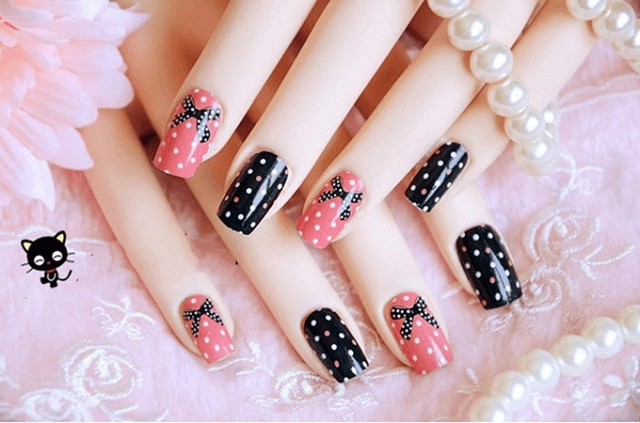 20 mẫu sơn móng tay đẹp ấn tượng được yêu thích nhất năm 2019