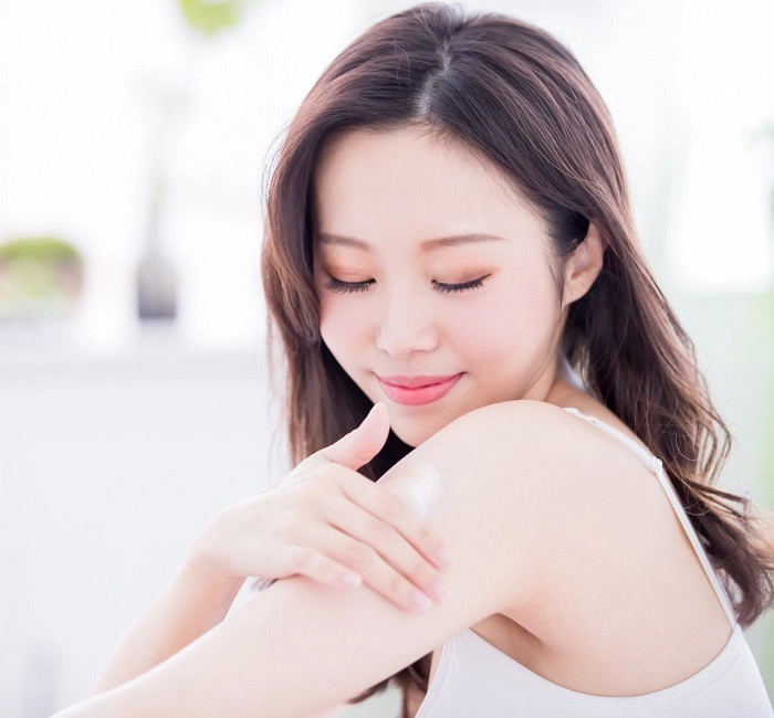 4 lưu ý trị mụn trên vùng da kín đáo chị em lưu lại ngay để tự tin diện đồ hở đón hè