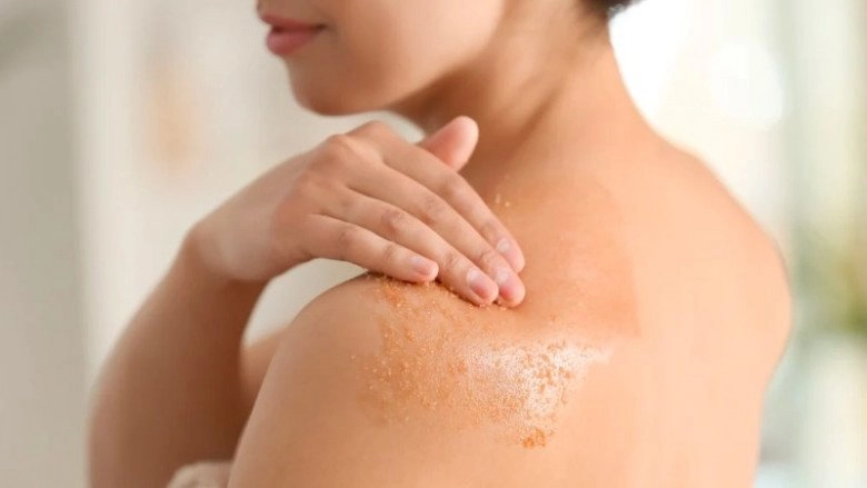 4 lưu ý trị mụn trên vùng da kín đáo chị em lưu lại ngay để tự tin diện đồ hở đón hè