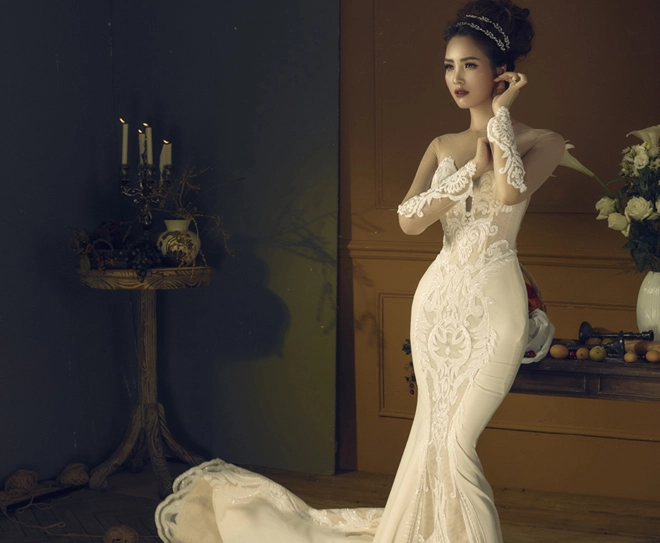 Á hậu thụy vân thanh tú đọ nhan sắc mười phân vẹn mười khi mặc váy cưới