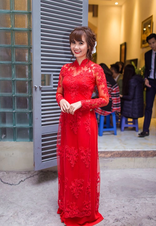 Áo dài ngày cưới của những người đẹp tăng thanh hà thu thảo thủy tiên có gì khác lạ