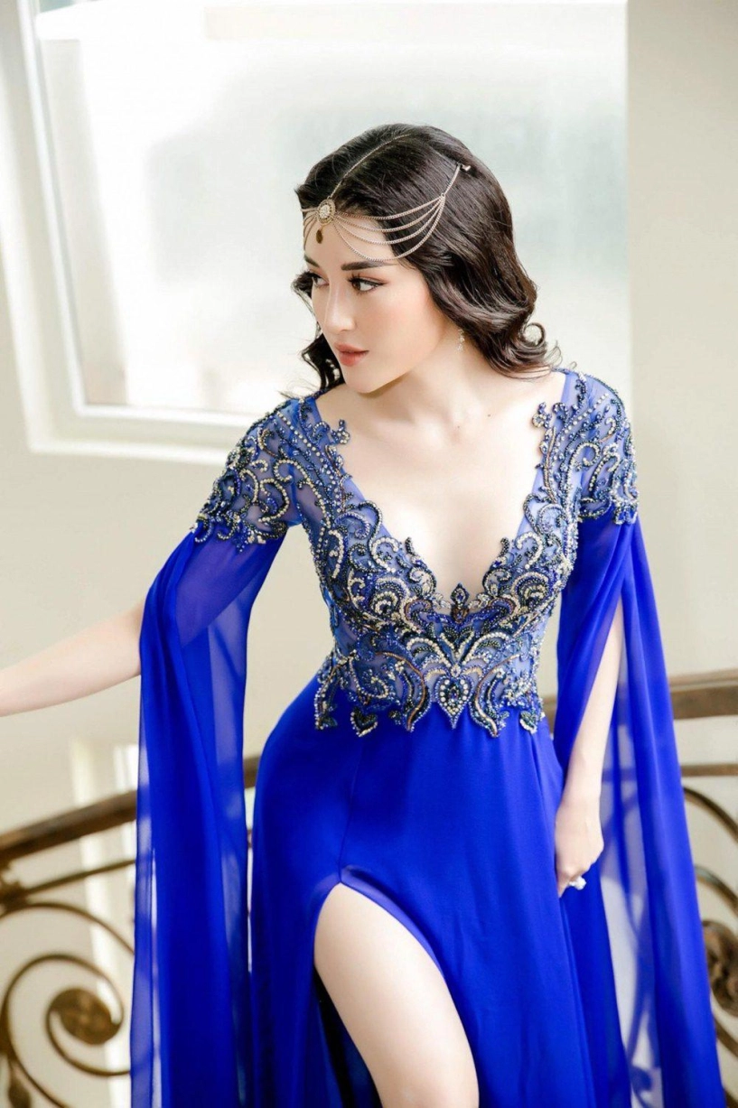 Áo dài sen vàng và vương miện tiền tỷ của hoa hậu hhen niê nổi nhất tuần