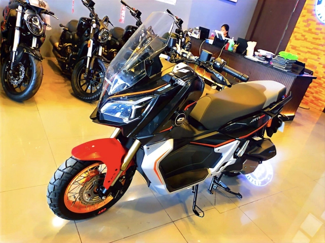Atr160 2024 - mẫu xe tay ga độc đáo sở hữu dàn chân bánh căm vỏ không ruột