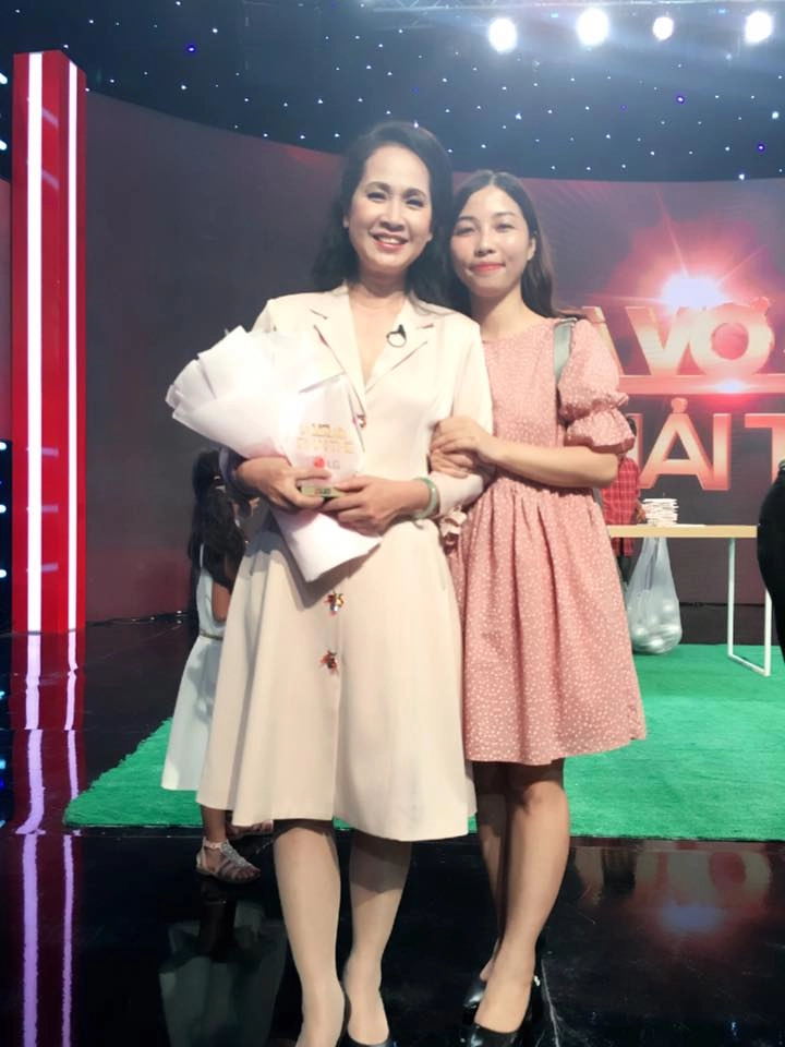 Bà mẹ chồng ghê gớm nhất việt nam 56 tuổi vẫn mặc gì cũng được khen đẹp