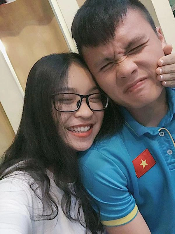 Bạn gái quang hải bị bóc phốt chỉnh vòng 3 đến méo tường gia nhập hội bẻ cong vạn vật