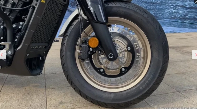 Bản sao triumph bobber từ đối tác piaggio-zongshen bất ngờ xuất hiện