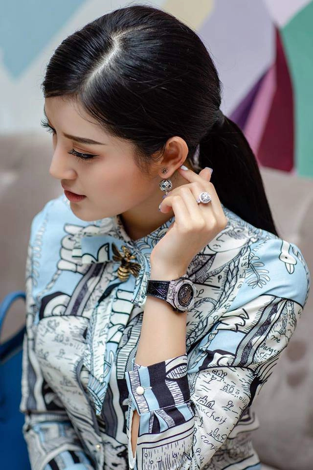 Bản tin hoa hậu thí sinh hoa hậu vn phía bắc dọn rác vẫn không ngừng đẹp