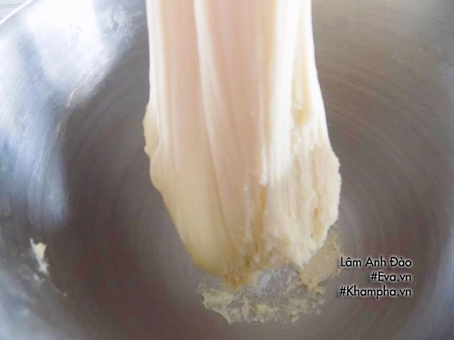 Bánh mì phô mai chảy món ăn siêu hot hóa ra chỉ làm như thế này