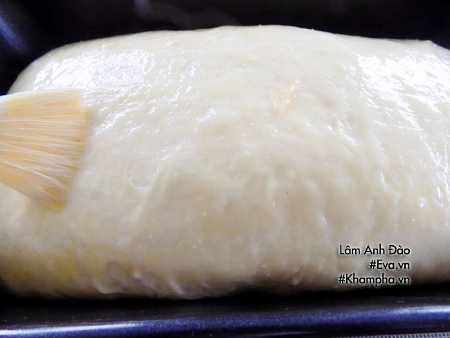 Bánh mì phô mai chảy món ăn siêu hot hóa ra chỉ làm như thế này