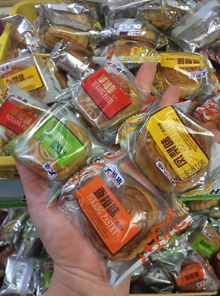 Bánh trung thu giá 3 nghìn đồngchiếc hạn sử dụng dài miên man khiến dân mạng phát sốt