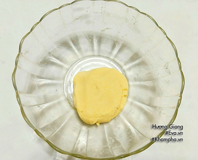 Bánh vừng cười nóng hổi xốp giòn nhâm nhi ngày se lạnh