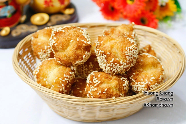 Bánh vừng cười nóng hổi xốp giòn nhâm nhi ngày se lạnh