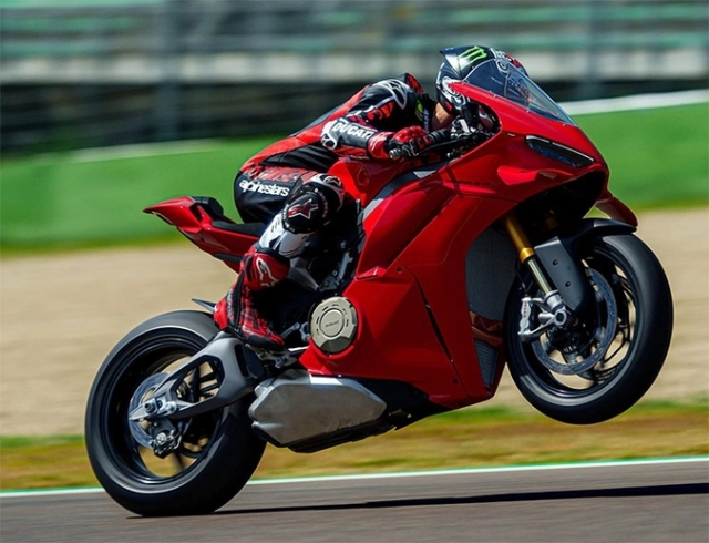 Bất ngờ với việc ducati đã mở bán panigale v4 v4 s 2025 với giá chỉ từ 756 triệu đồng
