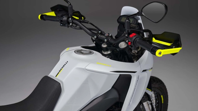 Benelli bkx300 mới ra mắt với thiết kế đẹp hướng đến tương lai
