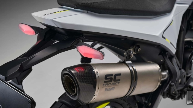 Benelli bkx300 mới ra mắt với thiết kế đẹp hướng đến tương lai