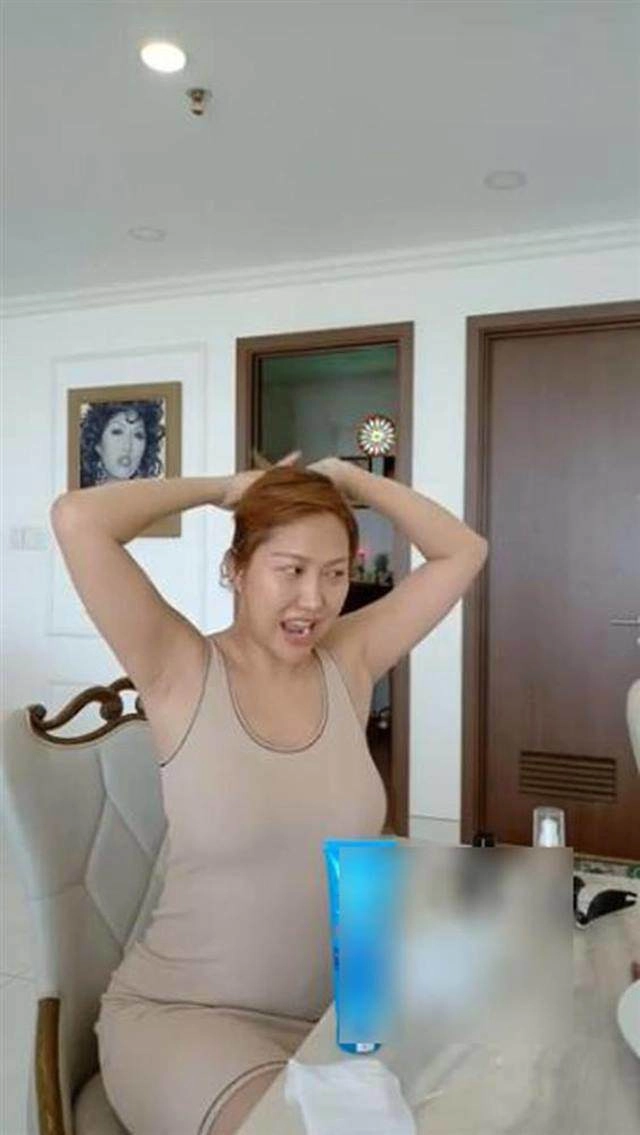 Bị chê thân hình sồ sề xập xệ phi thanh vân đáp trả thẳng thắn tôi cố tình
