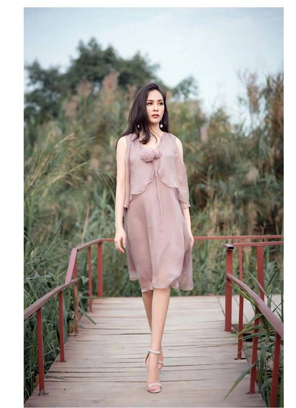 Bí mật mặc đẹp dễ như ăn kẹo của bà mẹ hà nội 3 con đi đến đâu là được khen ở đó