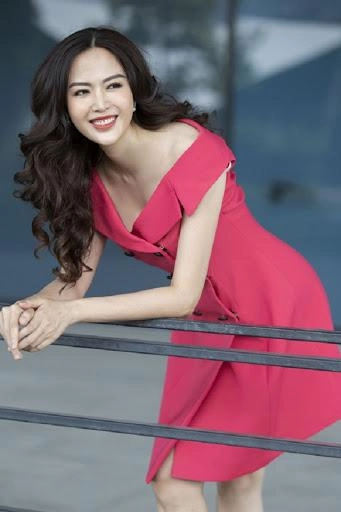 Bí quyết nào giúp loạt hoa hậu tuổi u50 vẫn xinh đẹp gợi cảm bậc nhất showbiz