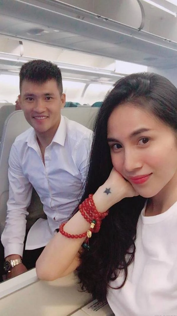 Bị săm soi nhan sắc khi không son phấn thủy tiên khiến fan sững sờ bởi điều này