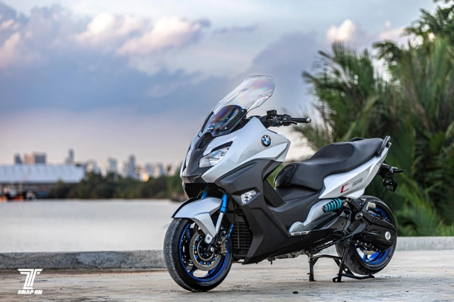 Bmw c650 độ phong cách racing với dàn trang bị billet vô cùng chất lượng