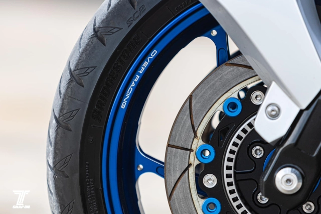 Bmw c650 độ phong cách racing với dàn trang bị billet vô cùng chất lượng