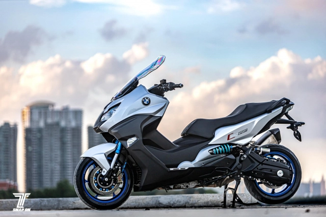 Bmw c650 độ phong cách racing với dàn trang bị billet vô cùng chất lượng
