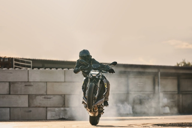 Bmw đồng loạt nâng cấp dành cho bmw f900r s1000r r1250r 2024