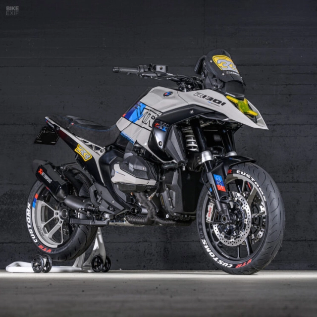 Bmw r1300gs khác biệt hoàn toàn trong bản độ đến từ vtr navy