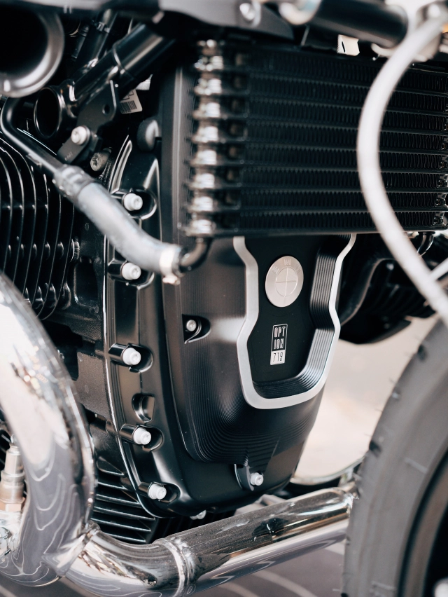 Bmw rninet bản kỷ niệm 100 năm về việt nam với giá gần 1 tỷ đồng