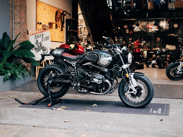 Bmw rninet bản kỷ niệm 100 năm về việt nam với giá gần 1 tỷ đồng