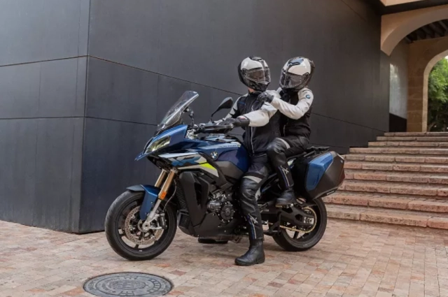 Bmw s1000xr và m1000xr tiếp tục trình làng sau bao ngày chờ đợi