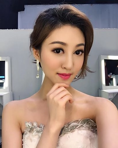 Bỏ chồng già tỷ phú đến với đại gia giàu gấp 3 nhan sắc á hậu này ra sao