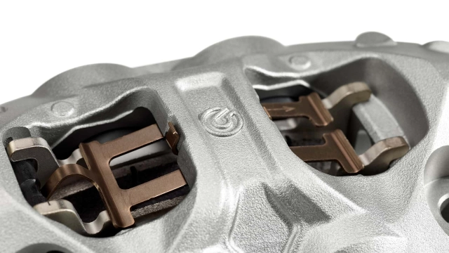 Brembo nâng cao hiệu suất với kẹp phanh caliper hypure mới