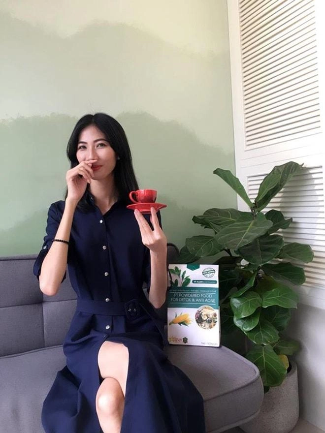 Cách chọn quần áo che thân hình cò hương của người mẫu gầy nhất việt nam