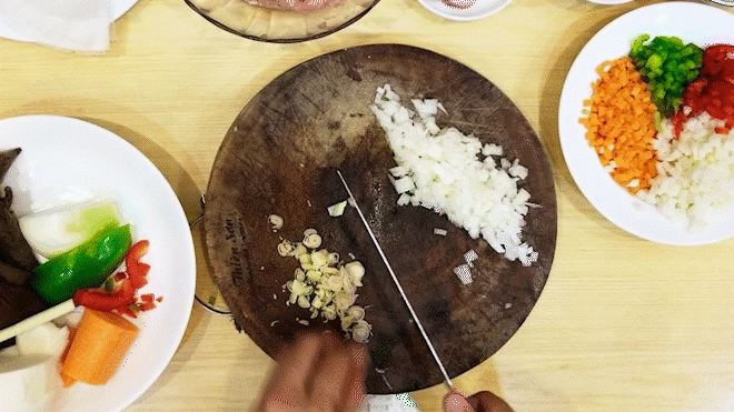 Cách làm bánh tráng lụi chấm mắm me chuẩn hương vị tây nguyên