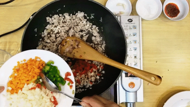 Cách làm bánh tráng lụi chấm mắm me chuẩn hương vị tây nguyên