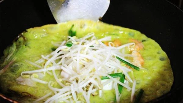 Cách làm bánh xèo giòn ngon thơm nức ăn chơi sướng miệng