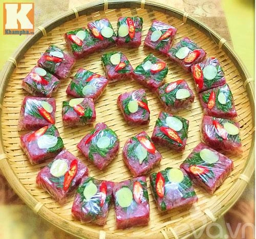 Cách làm nem chua thanh hóa tại nhà giòn ngon chuẩn vị lại cực kỳ an toàn