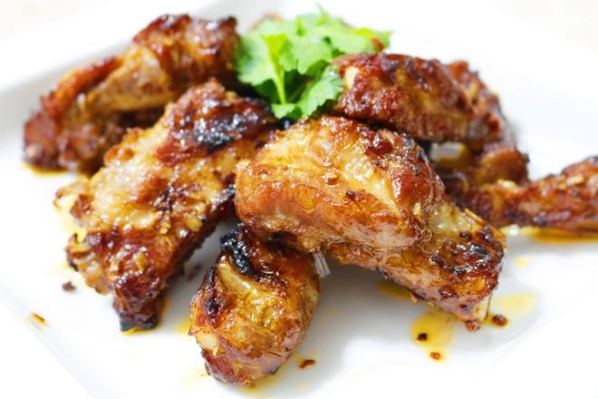 Cách làm sườn nướng thơm nức mũi ngày mát trời
