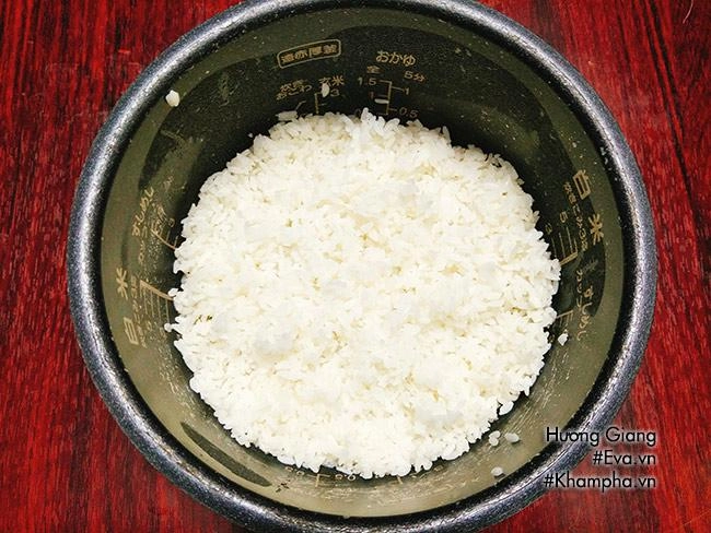 Cách làm sushi không cần mành tre chị em tha hồ trổ tài dịp cuối tuần